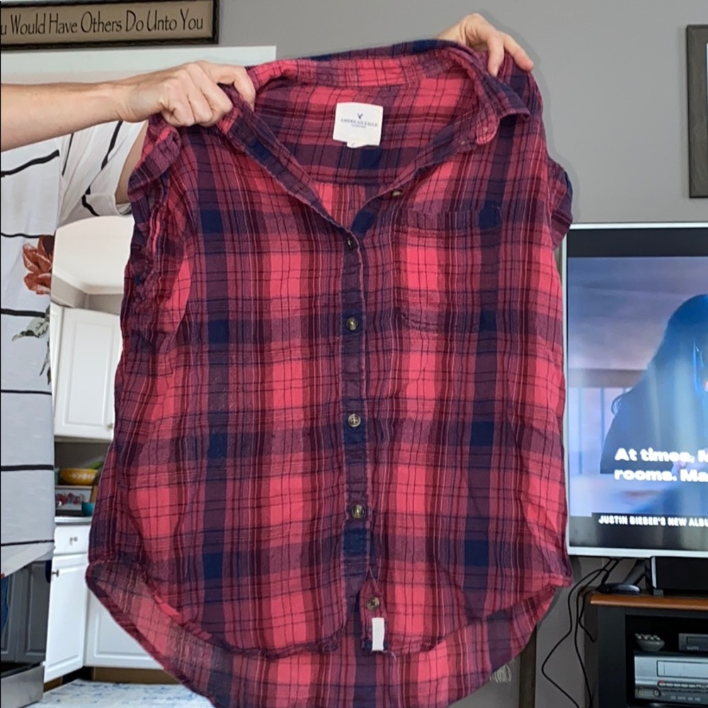 Short sleeve button down